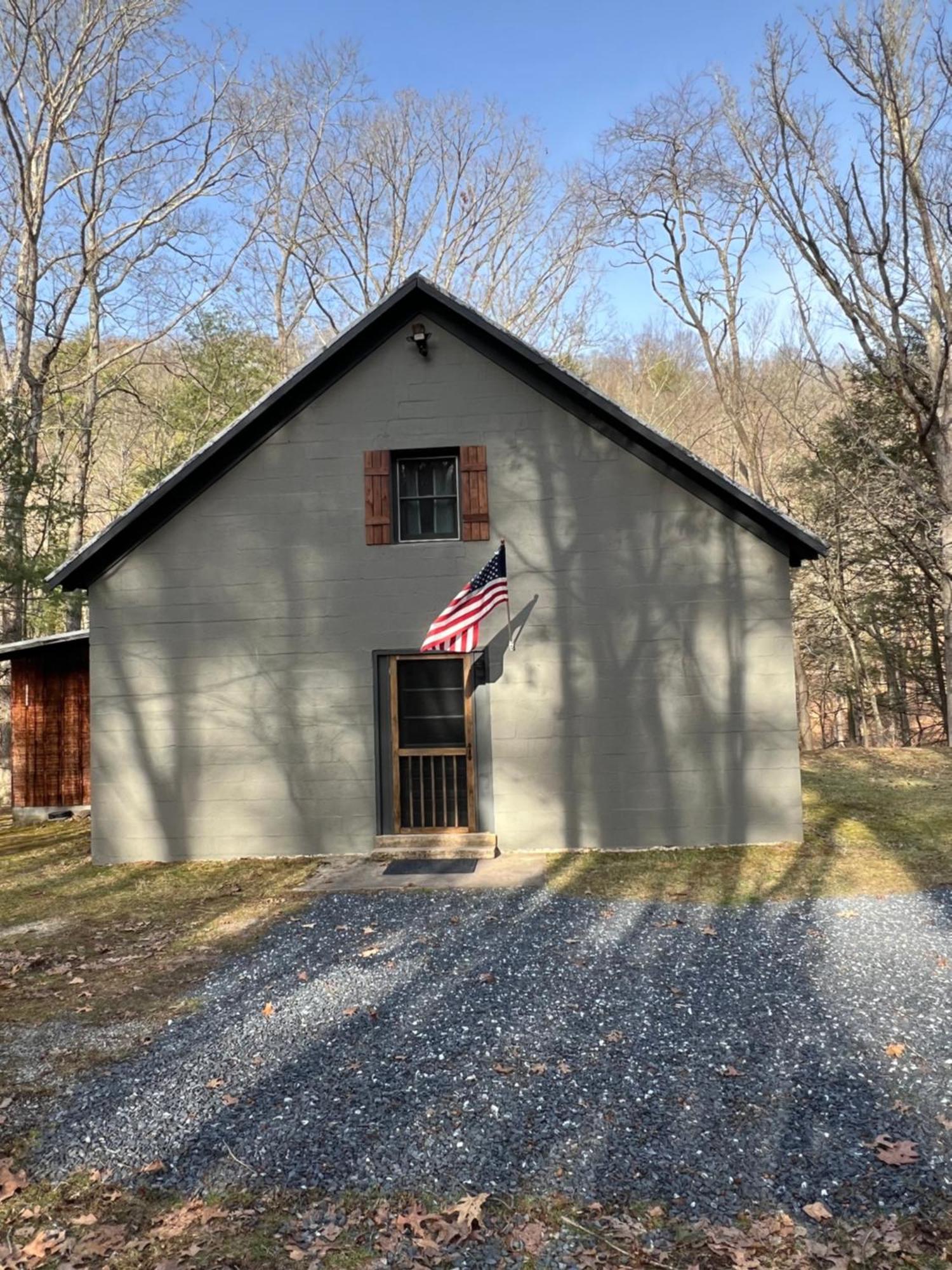 Buckhorn Cabin Mathias Exterior photo